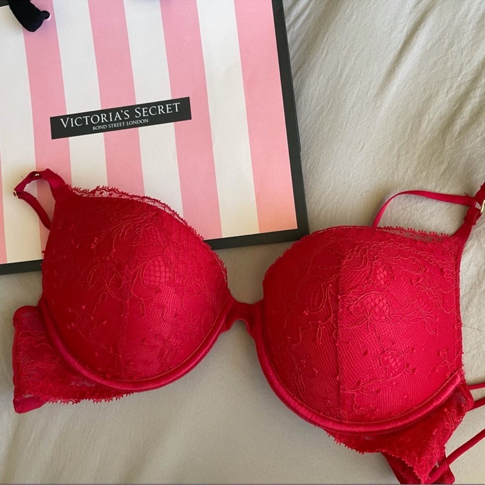 Victoria’s Secret Red Lace Push Up Bra